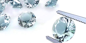Finding the perfect diamond for your engagement ring at Enhancery Jewelers in San Diego, CA